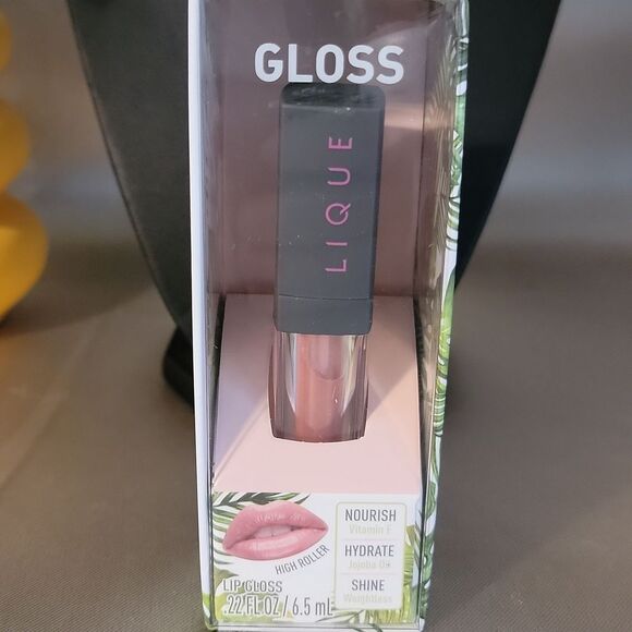 Lique Gloss in HIGH ROLLER Vegan Nourishing Lip Goss - Picture 10 of 11